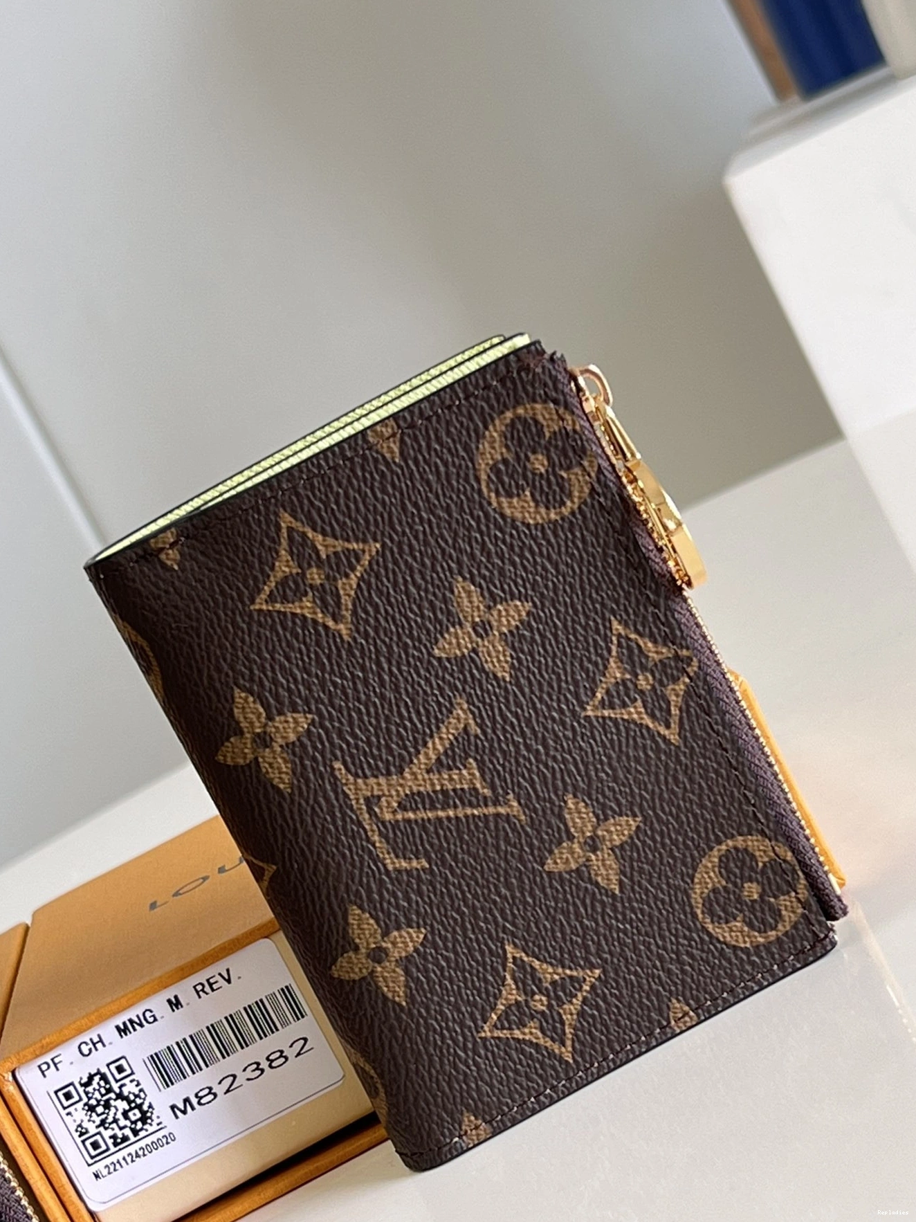 Fake Louis Bags Lisa Wallet Vuitton Louis 0710